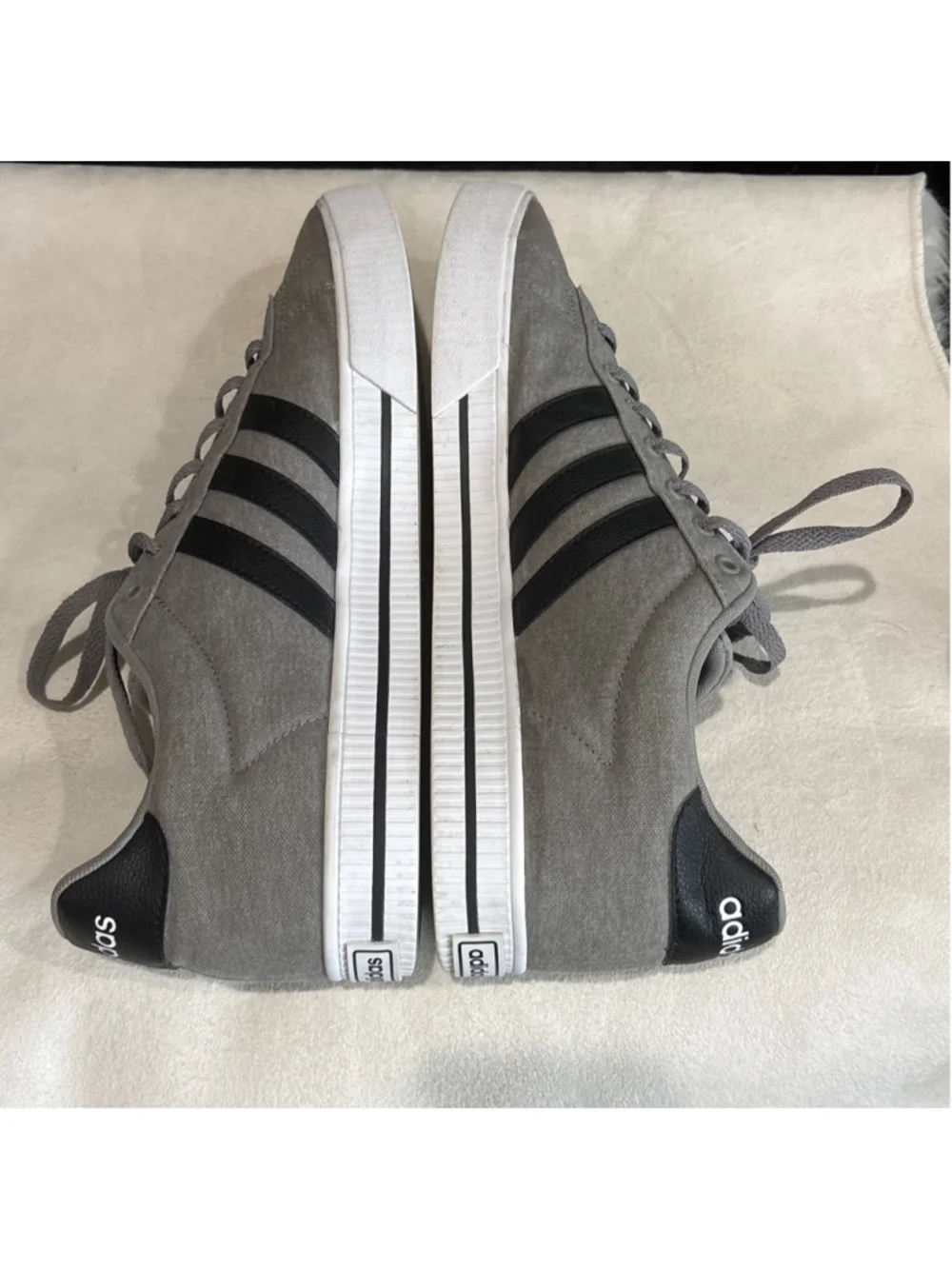 adidas Men's Gray Low-Top Sneakers with Black Stripes